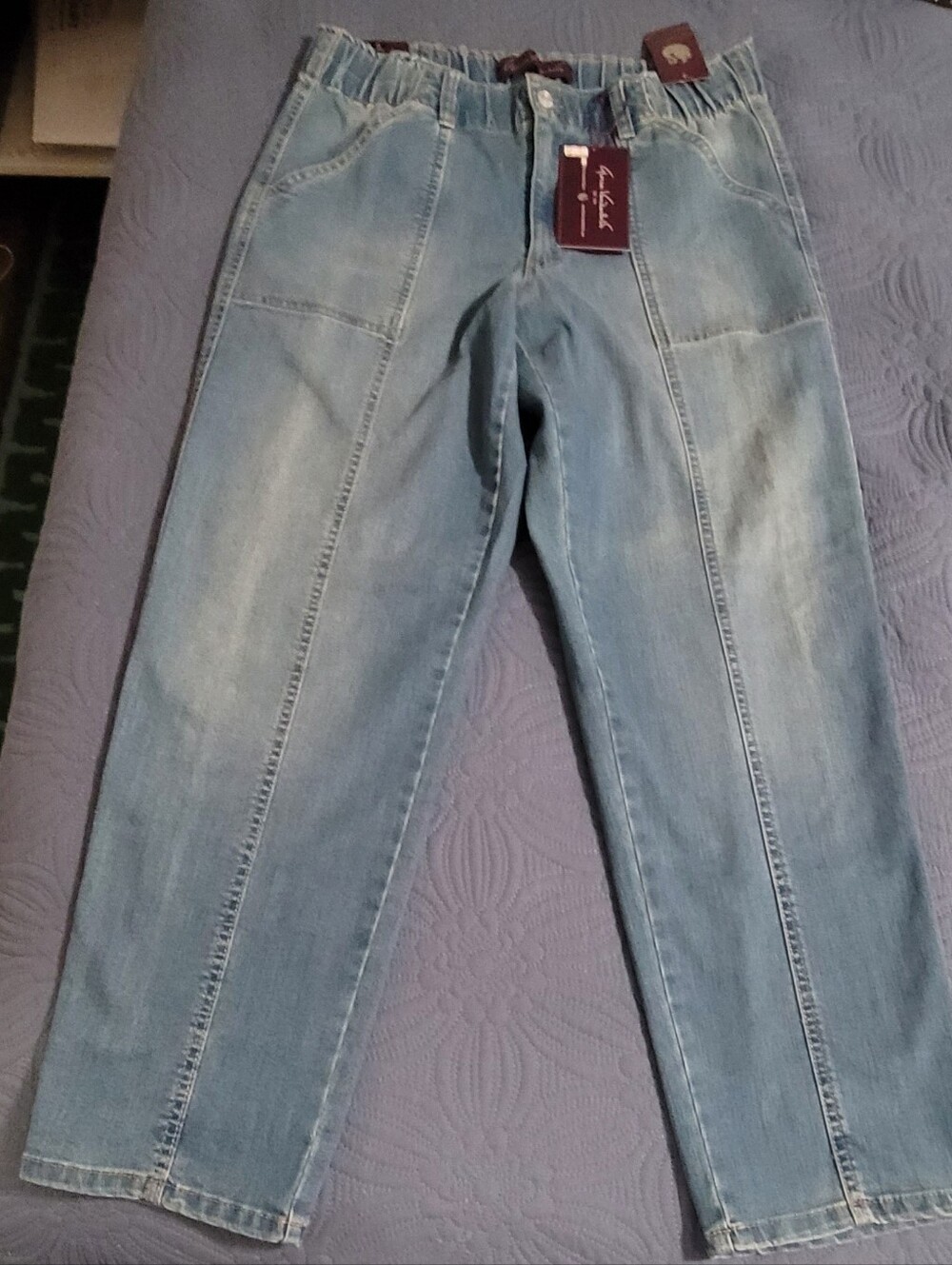 NWT Gloria Vanderbilt Comfort Cargo jeans